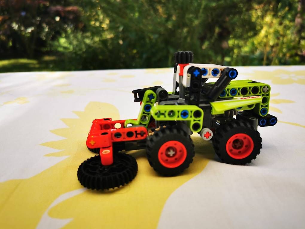 Technics Kit di costruzioni: LEGO Technic 42102 Mini CLAAS XERION – Usato da Ermatingen venduto da Irem77
