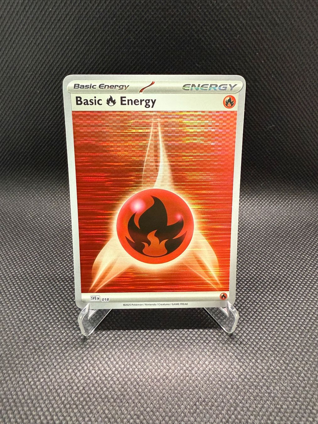 Pokémon Carte collezionabili: Pokemon Black Bolt White Flare - Basic Fire Energy Holo – Usato da Horn venduto da Chilldone