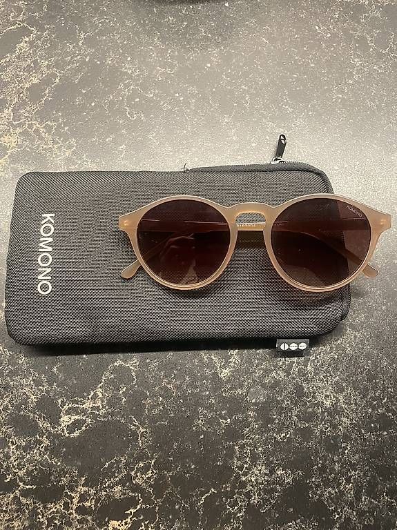 Occhiali & Lenti: Sonnenbrille - Komono – Usato da Zürich venduto da Kathikap 3