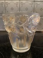Wunderschöne kunstvolle Vase
