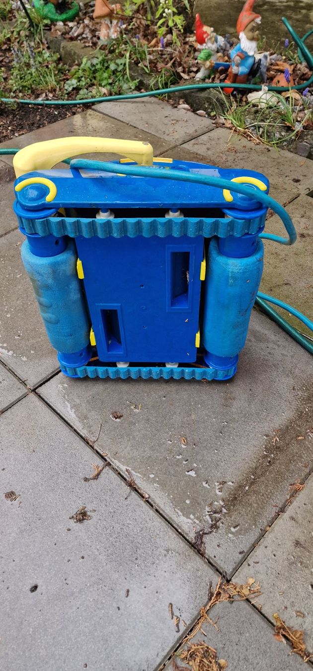 Accessori per Piscine: Poolroboter der Marke Bravo – Usato da Blumenstein venduto da Daenu_1981 2