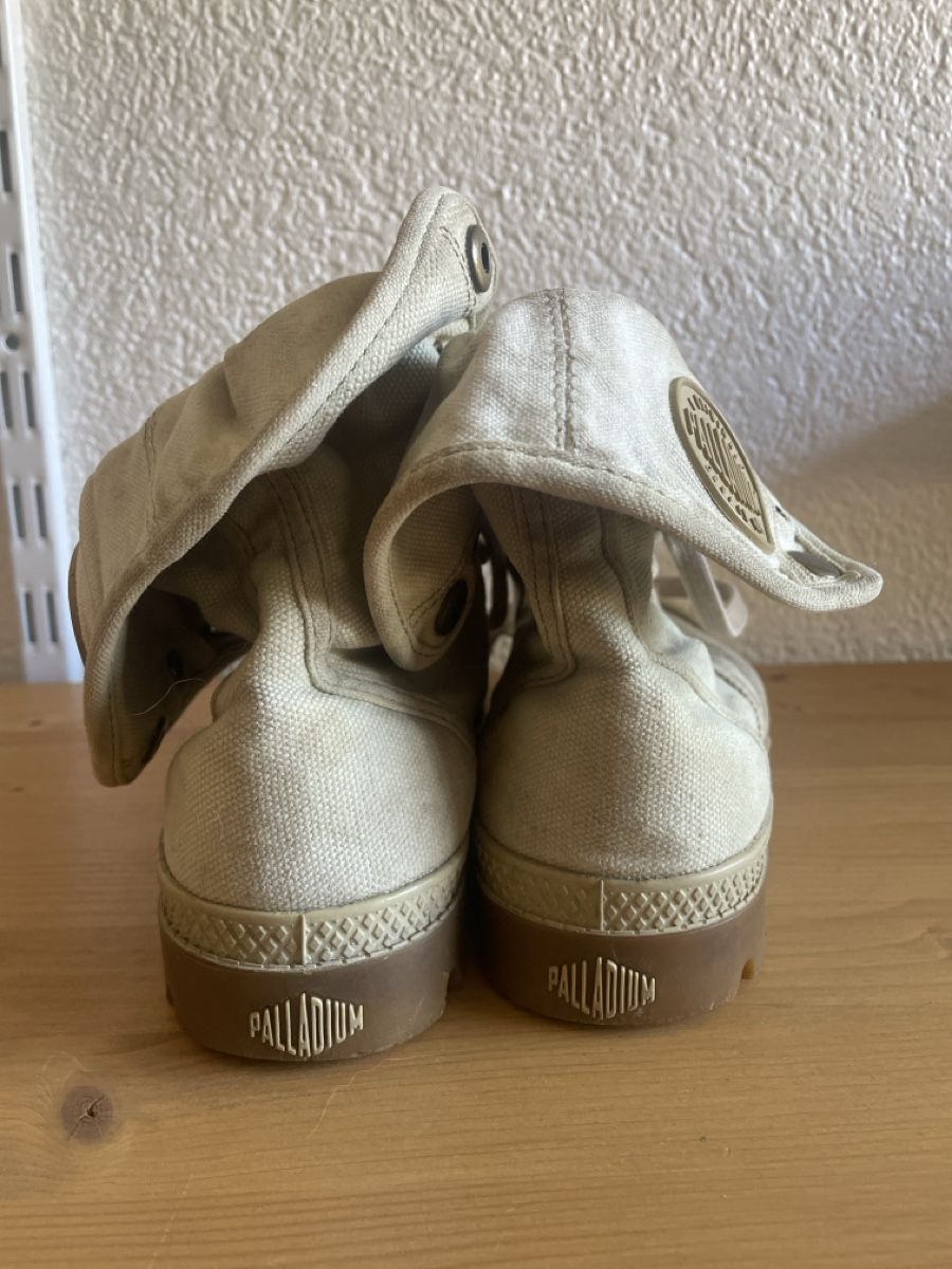 Palladium Scarpe da uomo: Bottes Palladium – Usato da Martigny venduto da Lea_lucci 2
