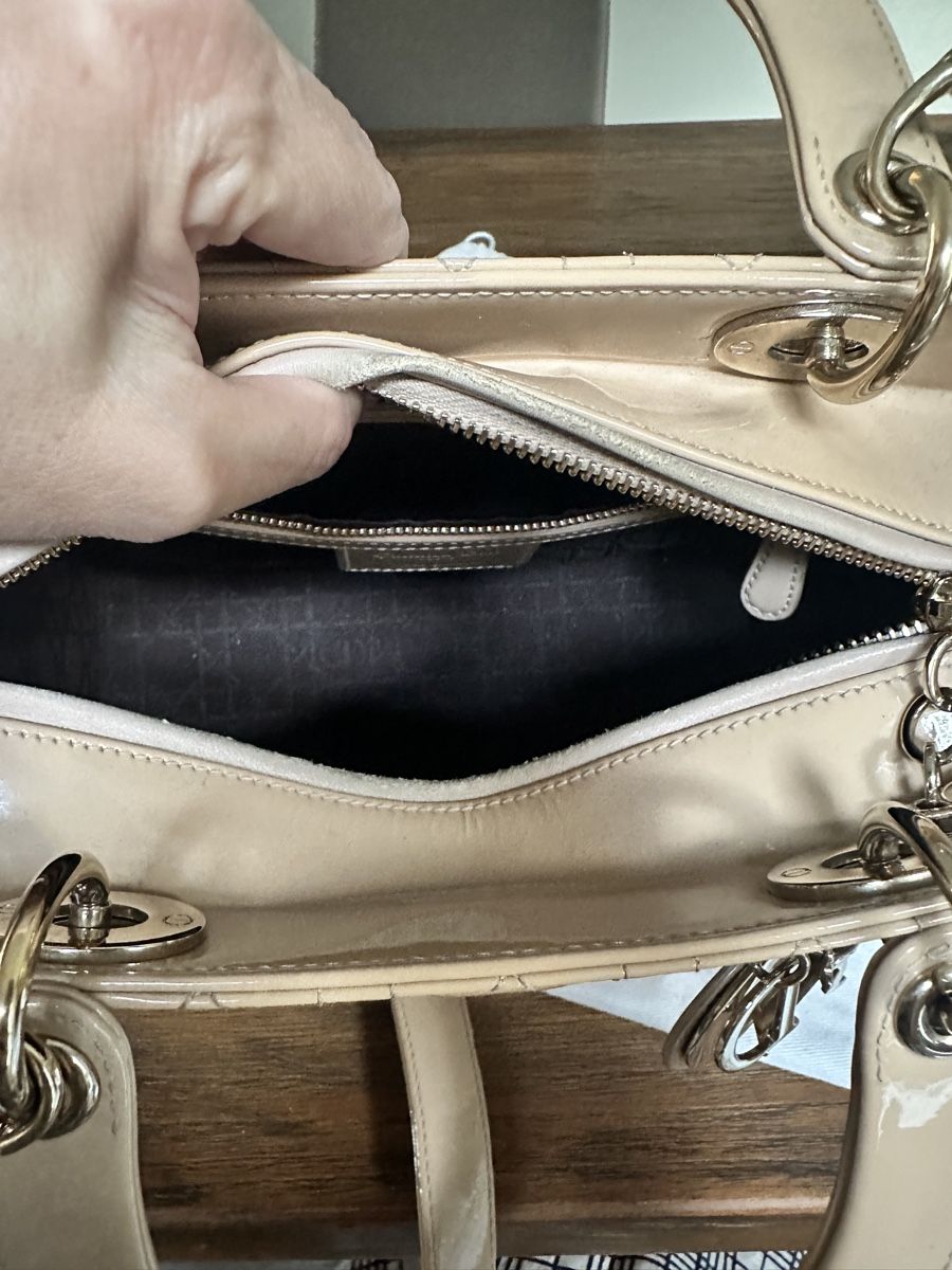 Dior Sacs femmes: Christian Dior Lady Dior Medium – D'occasion à Zürich par shoppingmandy 8