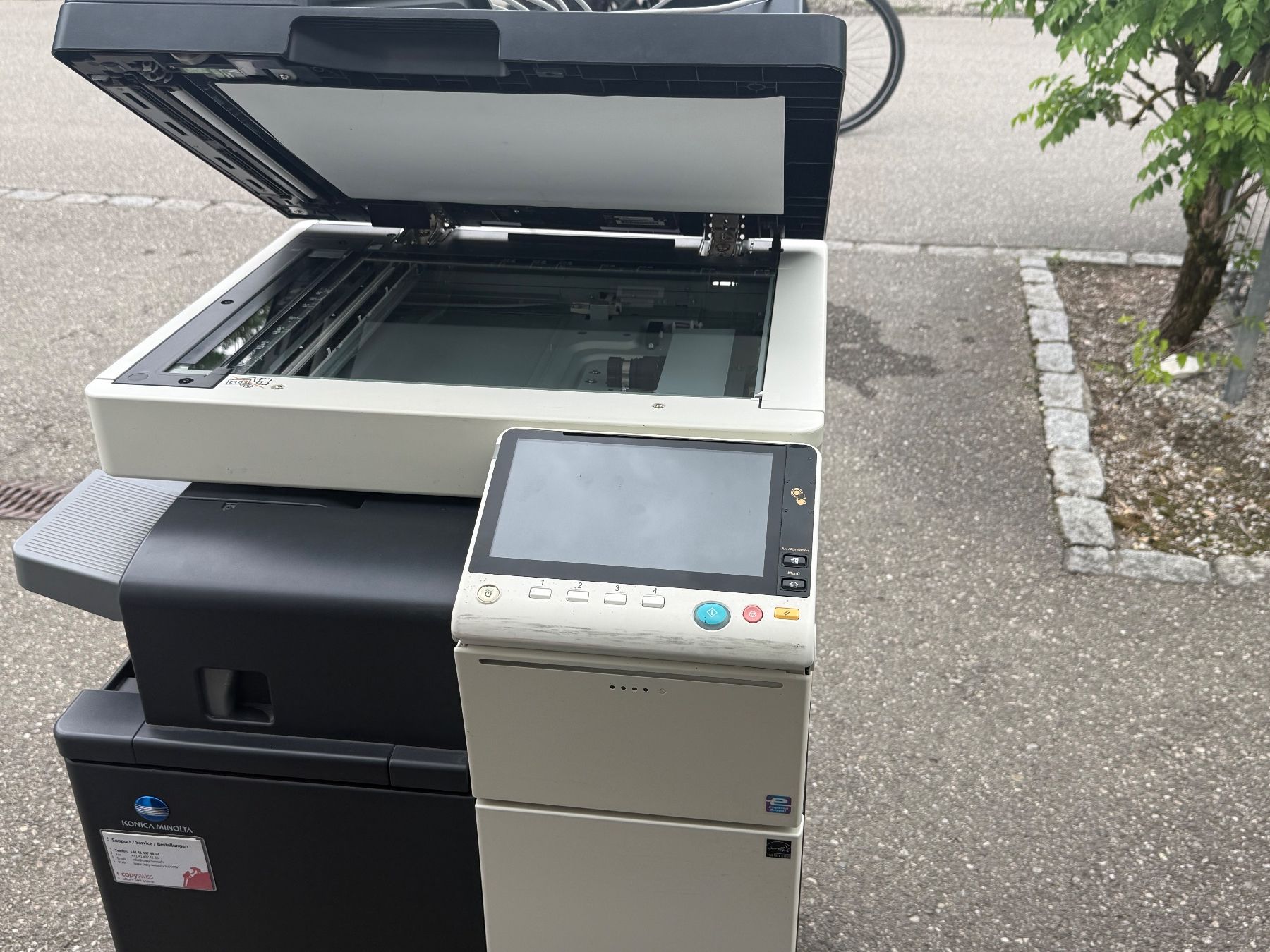 Konica Stampanti: Konica Minolta Drucker Bizhub C258 – Usato da Lommiswil venduto da venusa 3