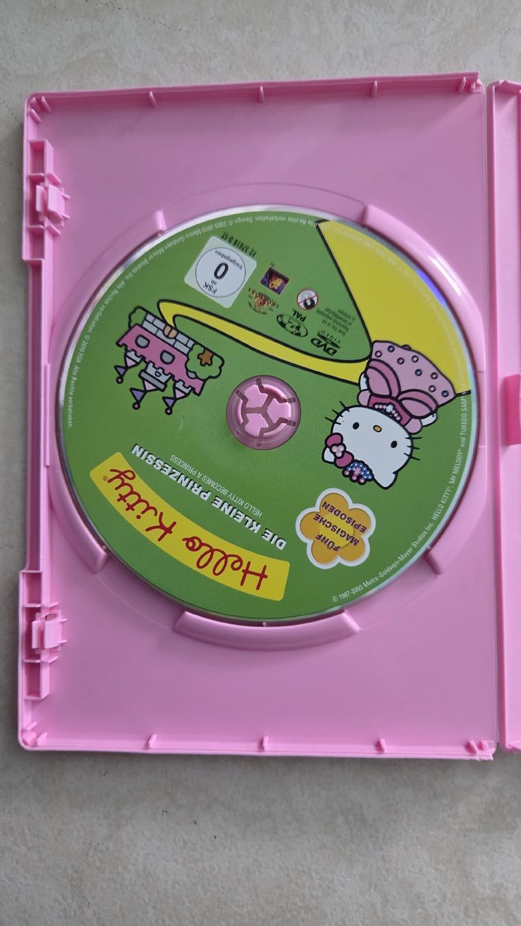 Tous les DVDs: Hello Kitty Film – D'occasion à Giffers par Abzsul 1