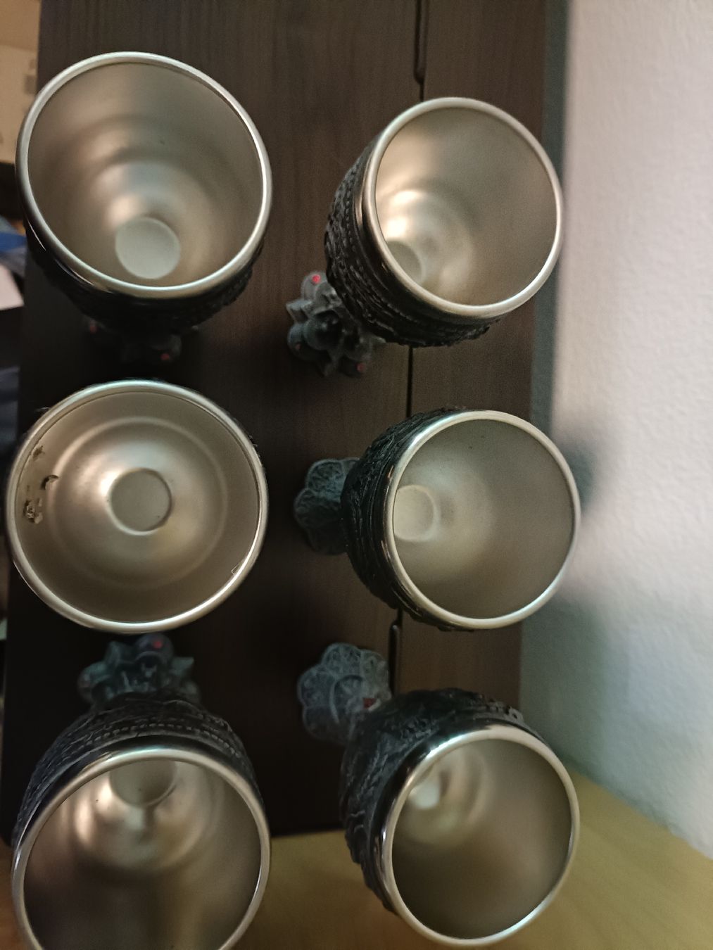 Tutte le decorazioni: 6er Set Mittelalterliche Kelche Drachen-Design – Usato da Schinznach Bad venduto da knucker 4