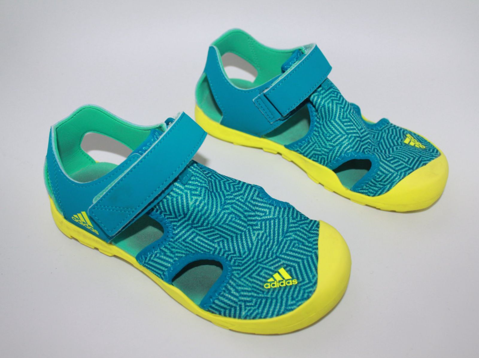 Adidas Scarpe per ragazzi: Sandales Adidas t. 34 – Usato da Peseux venduto da Gilloss 2