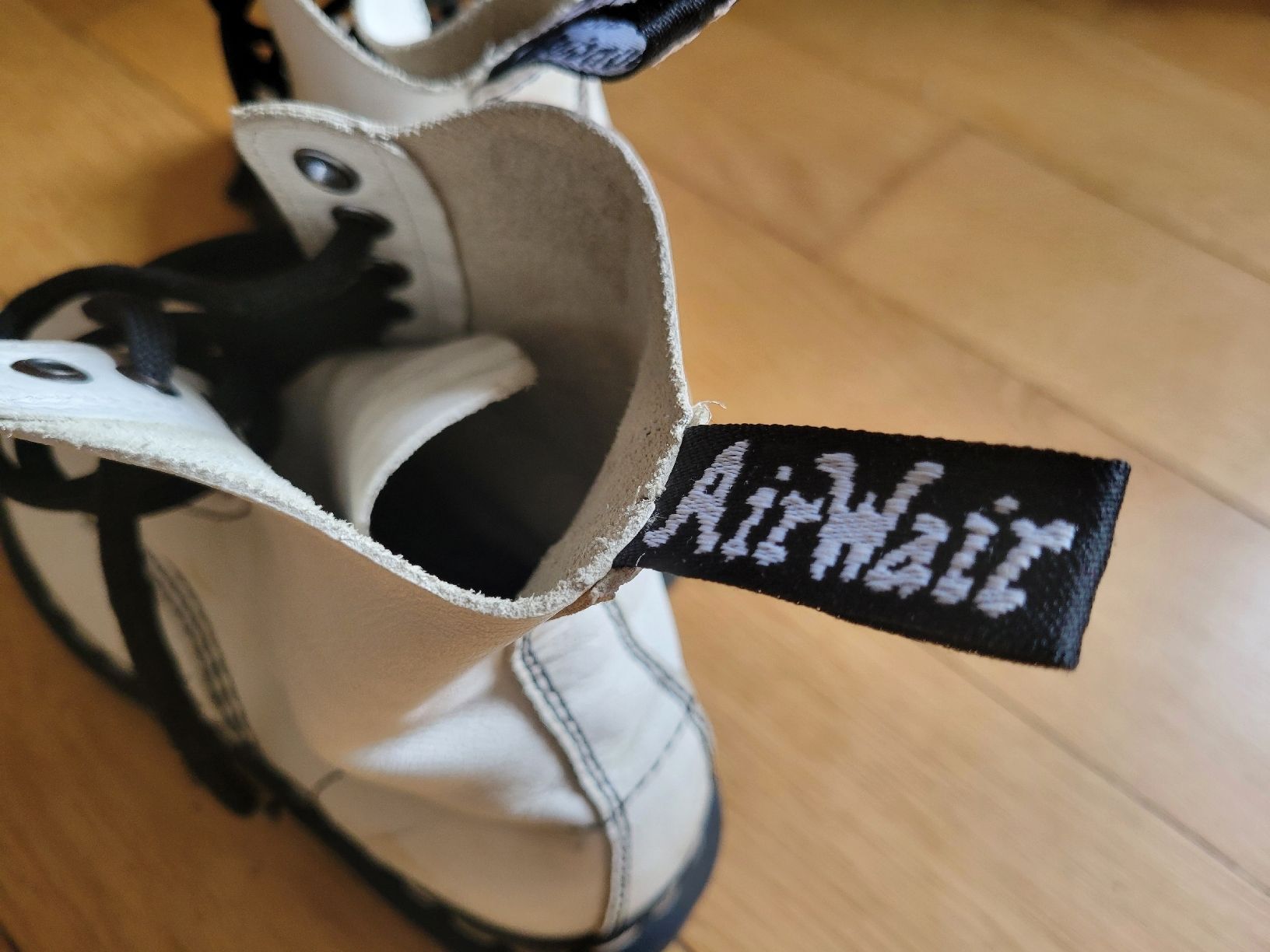 Dr. Martens Scarpe da donna: Dr. Martens – Usato da Solothurn venduto da Mamoutrix 3