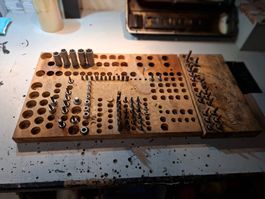 Bit-Set mit Stecknüssen auf Holzhalter gebraucht, LÜCKENHAFT
