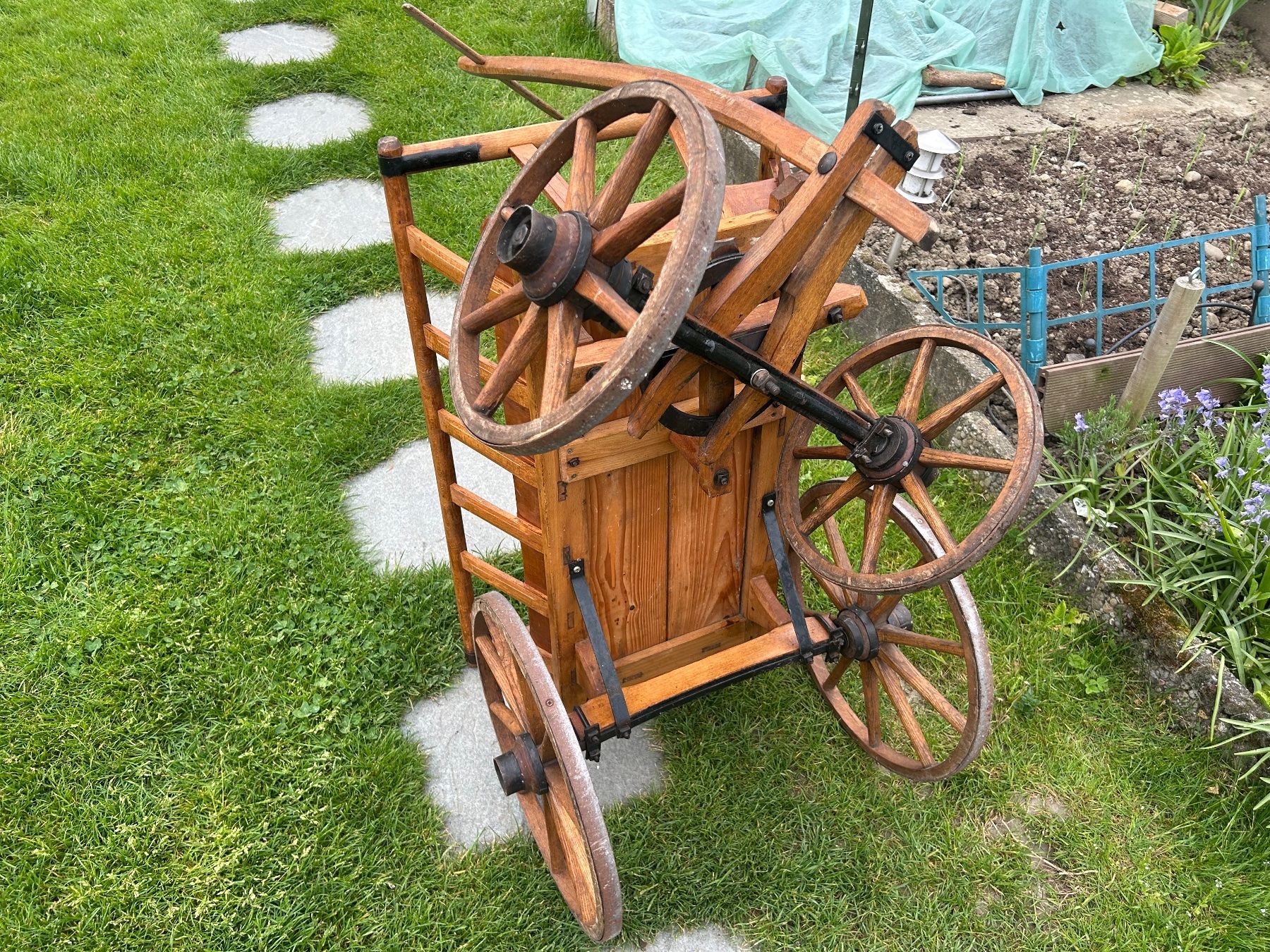 Articoli in legno: Leiterwagen Leiterwägeli – Usato da Rorbas venduto da Lul4 4
