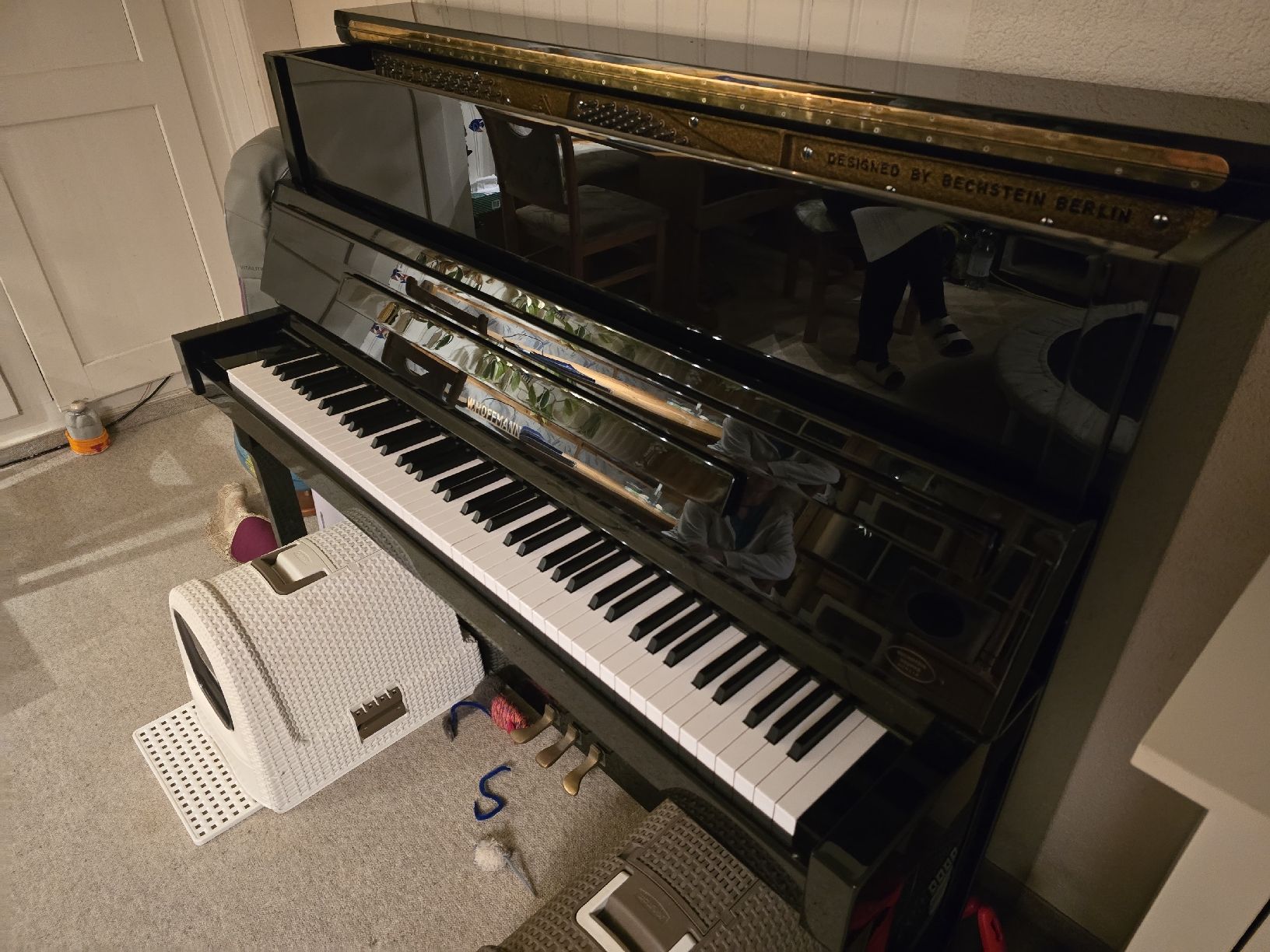 Strumenti musicali: Klavier W. Hoffmann schwarz aus der Bechstein Serie – Usato da Herisau venduto da Morcylch 1