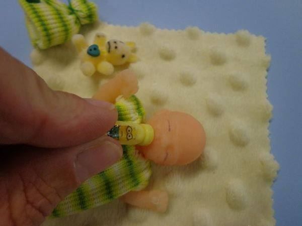 Bambole: Mini bébé silicone AYRON 7.5cm – Nuovo e nell'imballaggio originale da St-Imier venduto da goodber 3
