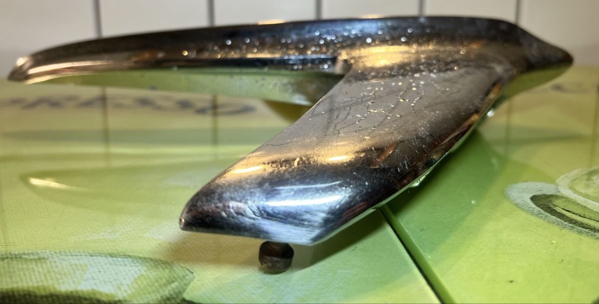 Tutti pezzi di ricambio auto: Kühlerfigur US Oldtimer  – Usato da Sevelen venduto da Ritiplampi 1