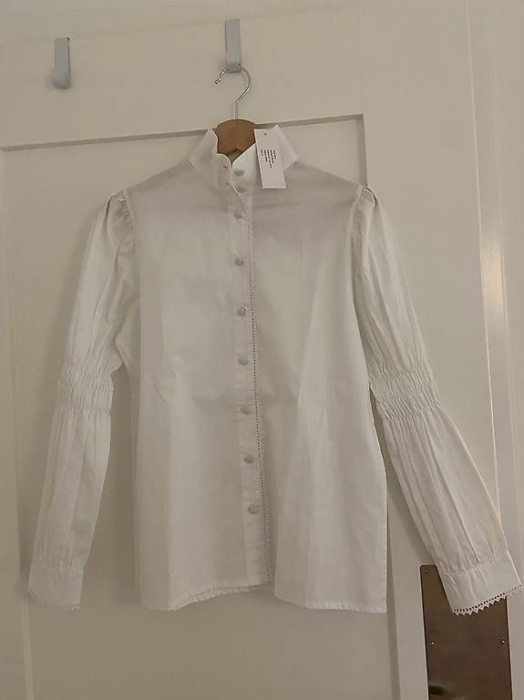 Camicette: TRACHTENBLUSE VON STYLE ICON – Usato da Chur venduto da Alpkaese