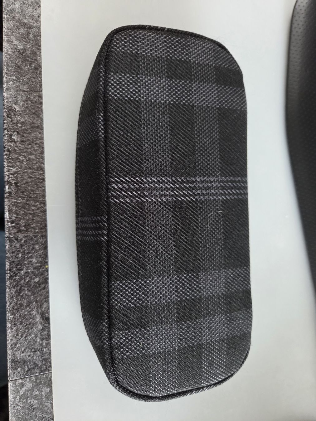 Dakine Astucci : DAKINE Etui – Usato da Lostorf venduto da _Venus_ 2