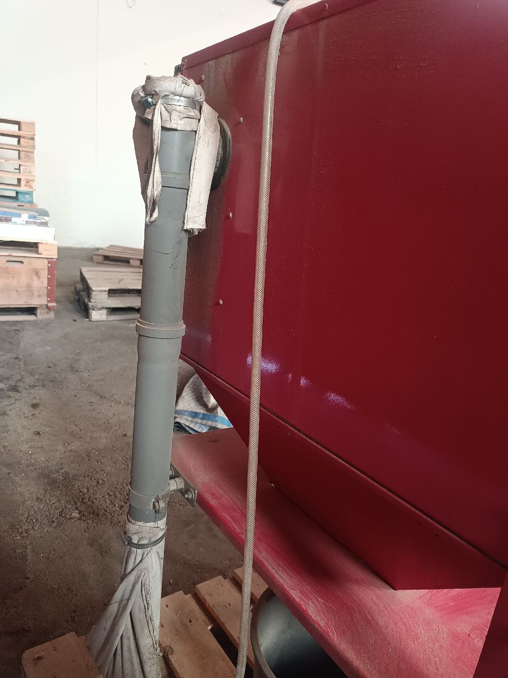 Tutte le macchine: Sandstrahlkabine RC MACHINES 220 L 60 – Usato da Baar venduto da bri_xh5s 5
