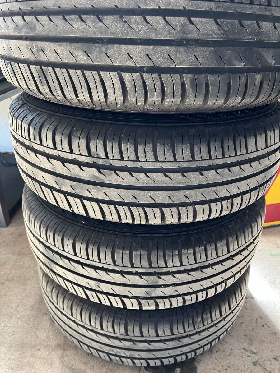 Porsche Pneumatici & Ruote complete: Porsche 924 Kompletträder – Usato da Ermatingen venduto da Scavini-s 1