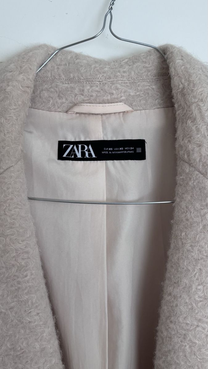 Zara Mäntel: Bouclé Mantel Zara – Gebraucht aus Zürich von M.dxc 1