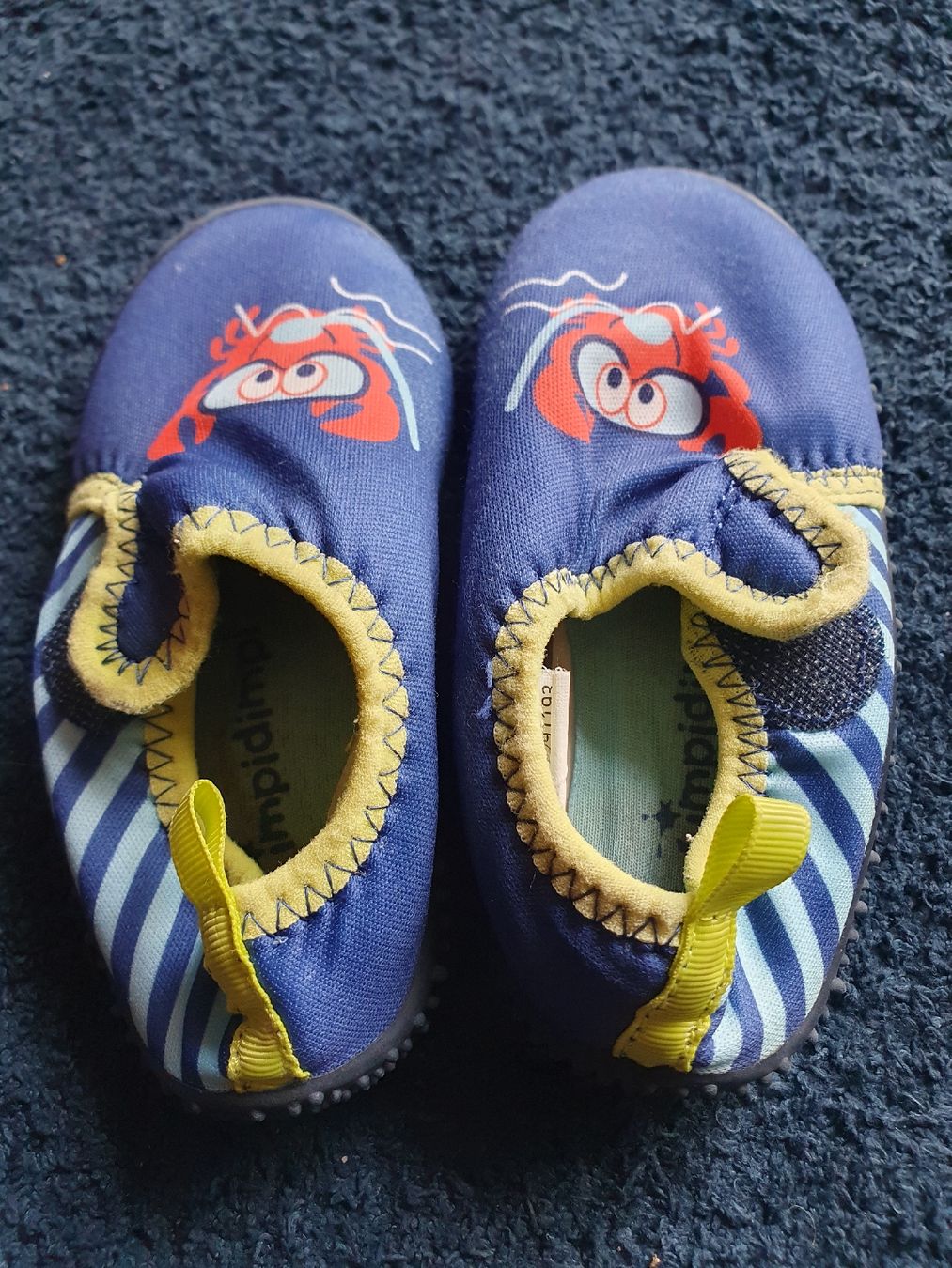Scarpe da uomo: Badeschuhe, blau mit Krebs, Grösse23 – Usato da Zürich venduto da cha_bfl5 1