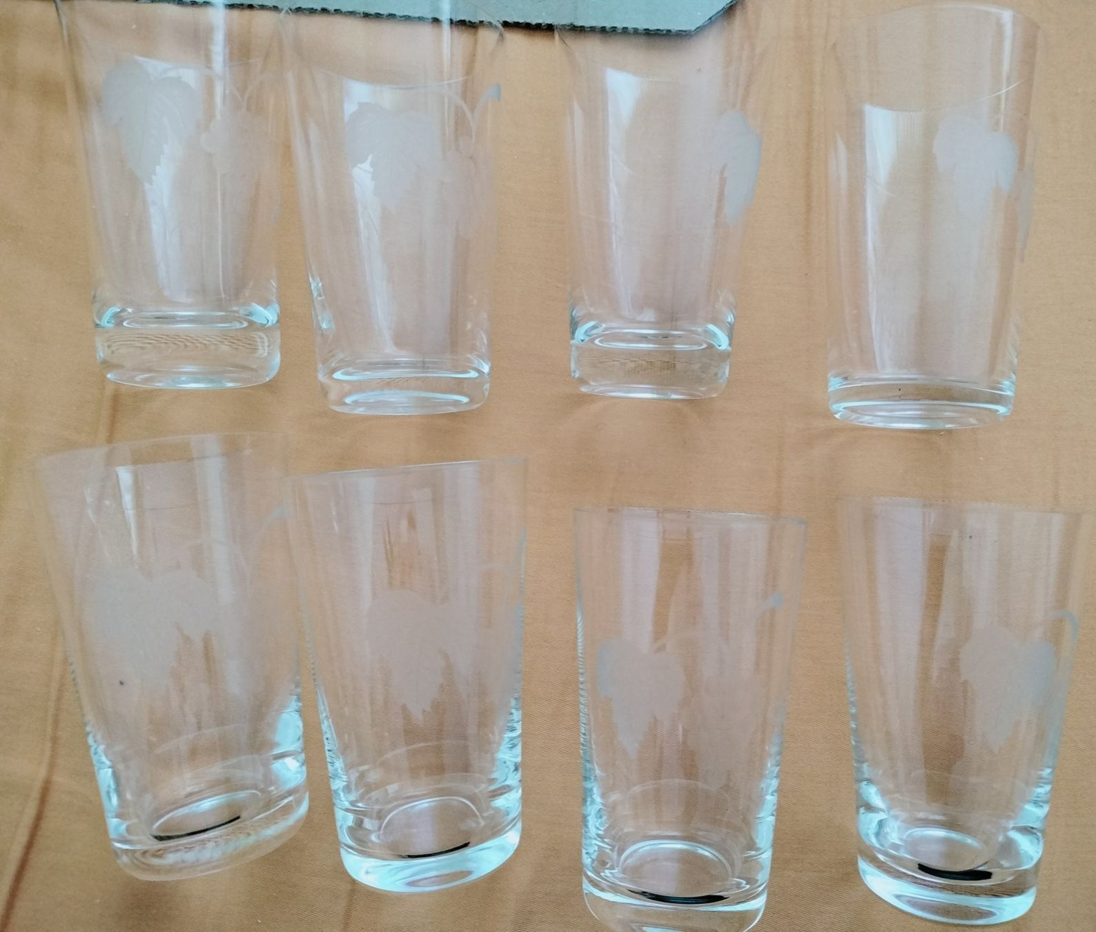 Verres: 8 Weissweigläser – D'occasion à Heimberg par Rockenrol