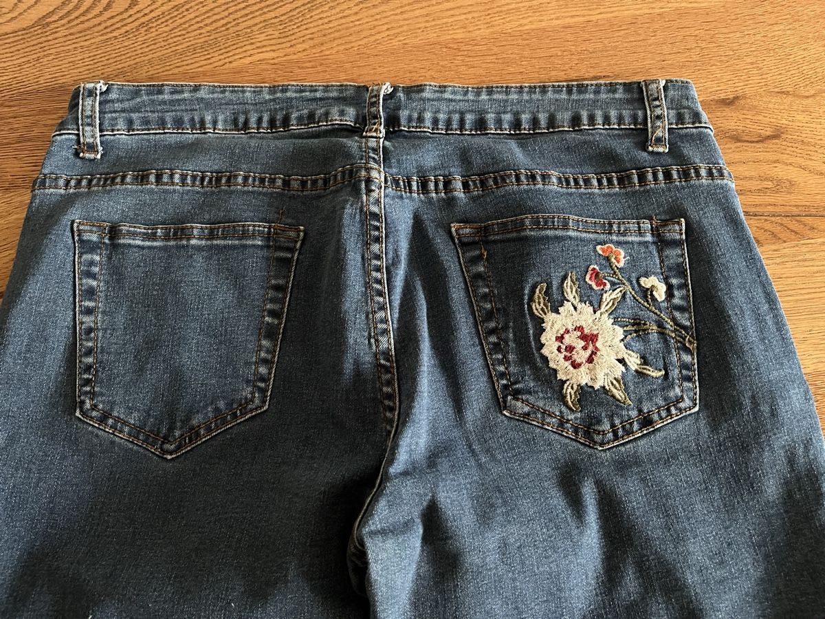 Jeans: Jeans  – Neuf (Voir description) à Schliern b. Köniz par medion3098 5