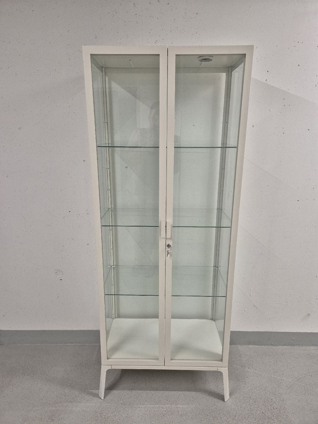 Ikea Vitrinen: Ikea - Milsbo Glasvitrine Weiss – Gebraucht aus Rain von Alessandro1991