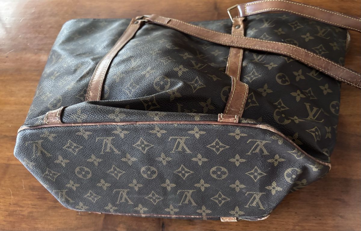 Louis Vuitton Taschen für Damen: Louis Vuitton Neverfull Handtasche  – Defekt aus Bern von Osino 1