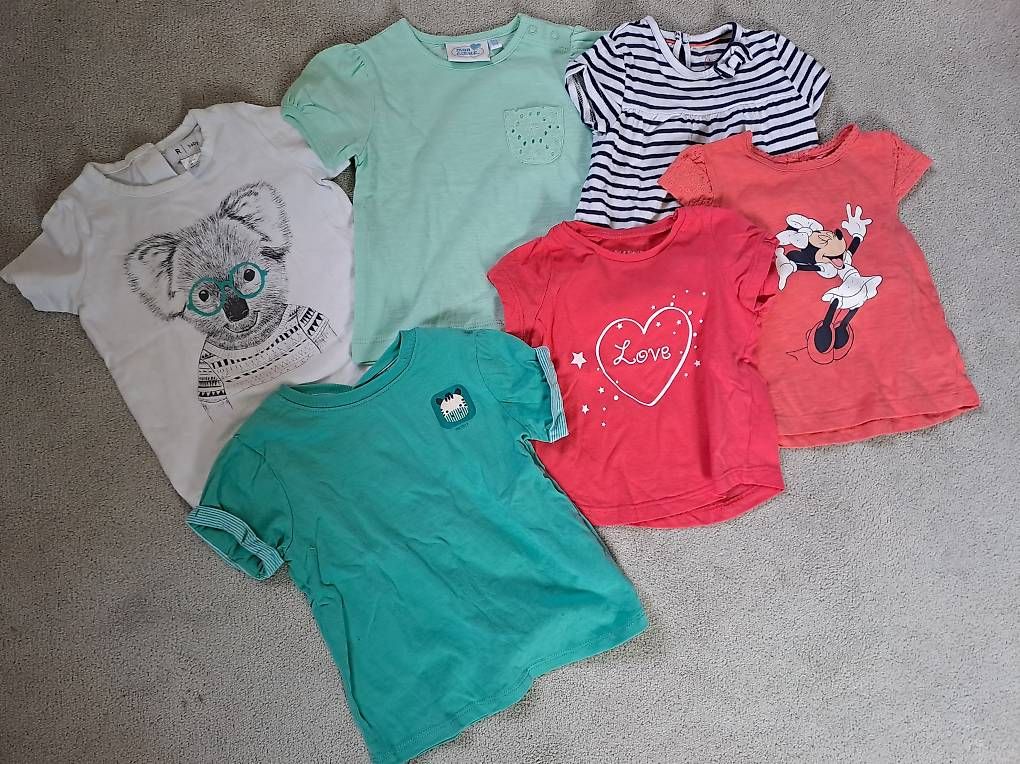 Kleiderpakete & -sets: Babykleider / Mädchenshirt grösse 68 – Gebraucht aus Neftenbach von Ctruempi