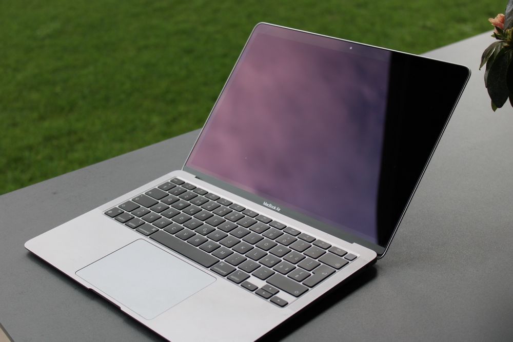 Macbook Air 2021 13,3 Zoll | Kaufen auf Ricardo