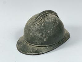 Elmetto militare italiano Adrian modello 1915 
