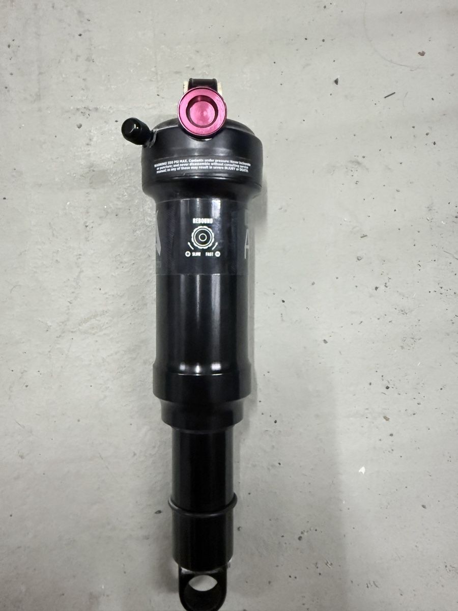 Marzocchi Ersatzteile: Marzocchi Bomber Air Inline Dämpfer 210x55 – Gebraucht aus Glattpark(Opfikon) von Petevisuals 2