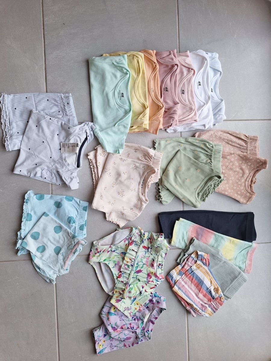 Lotti & Set di vestiti: Kinderkleider Set Grösse 98 Sehr gut – Usato da Pfäffikon ZH venduto da Salibandy 1