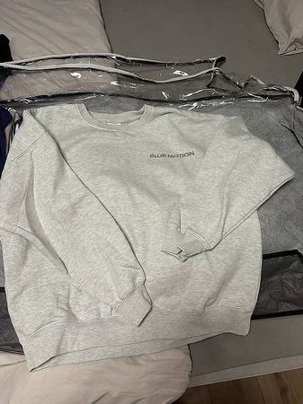 Pullover Grau