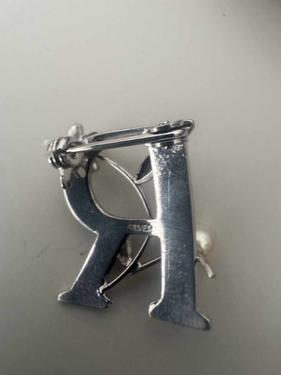 Broches & Aiguilles: Broche avec perles et feuilles argenté – D'occasion à Martigny par Mrtygn1 4