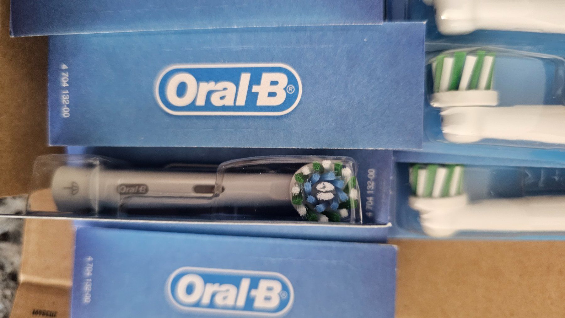 Oral B Zahnpflege: Zahnbürstenkopf  Oral B 16.Stück – Neu und originalverpackt aus Chur von Norbi7 1