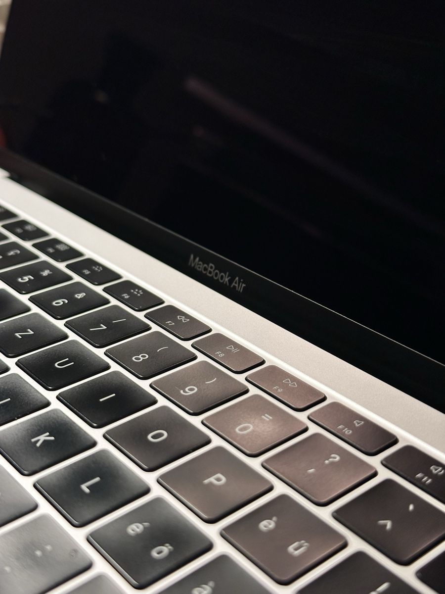 Apple Notebooks: Macbook Air 13“ – Gebraucht aus Zürich von Mr.T23 3