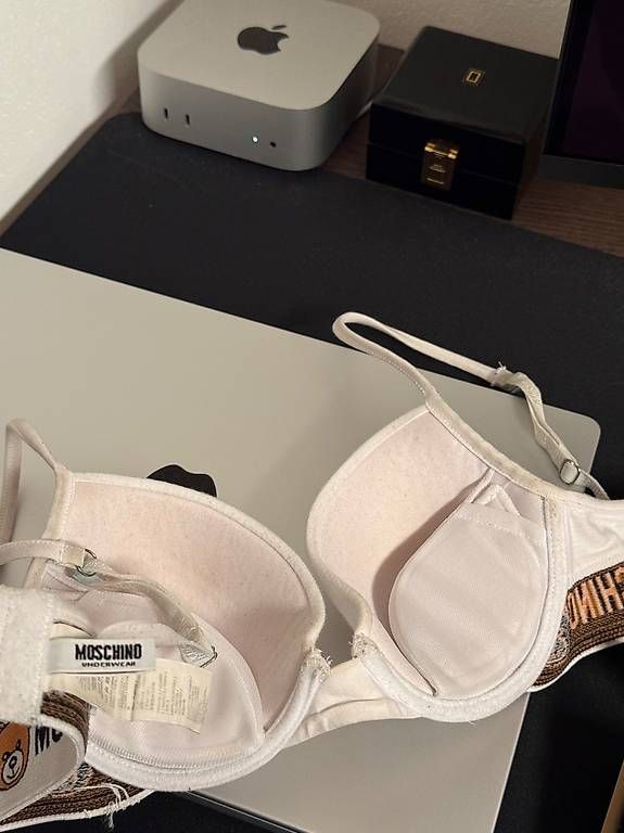 Moschino Autres dessous: Moschino White Bear Bra - Size B75 – D'occasion à Schübelbach par Rahnmont 3