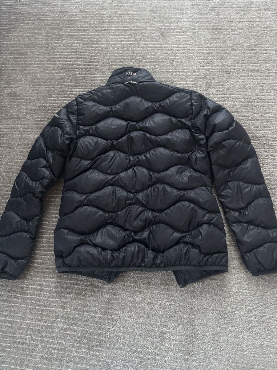 Peak Performance Jacken: Peak Performance Daunenjacke leicht – Gebraucht aus Davos Platz von Luckyleo 1
