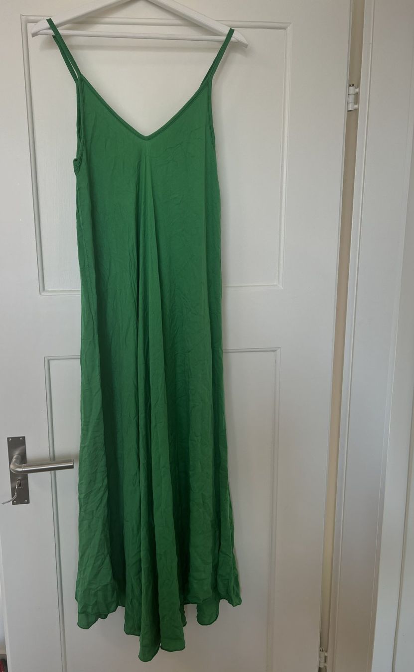 Kleider: Grünes Sommer Trägerkleid – Neu (gemäss Beschreibung) aus Bülach von deinmica