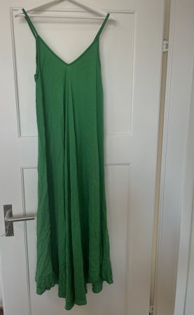 Grünes Sommer Trägerkleid