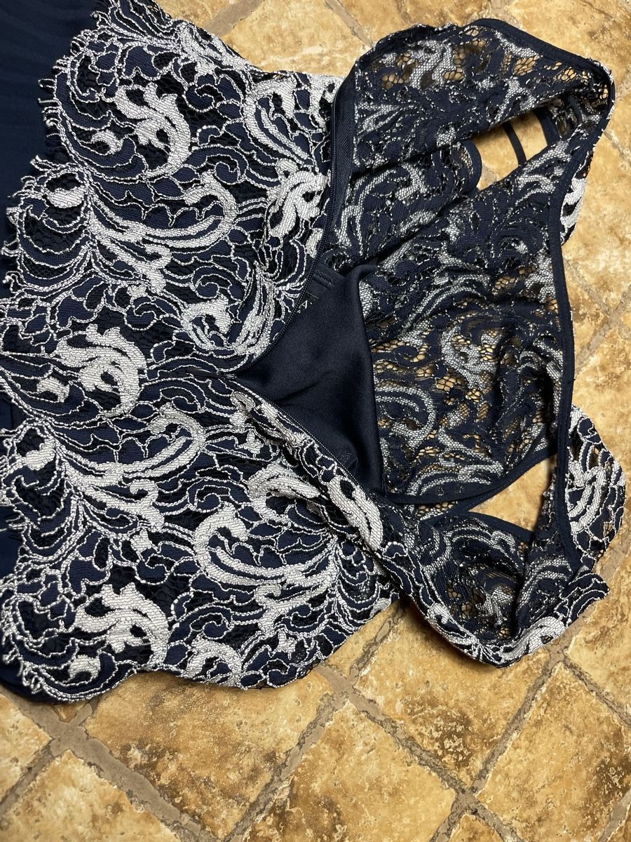 Vestiti: Ralph Lauren abito da cerimonia blu con pizzo, – Usato da Gordevio venduto da LanaZimm 8