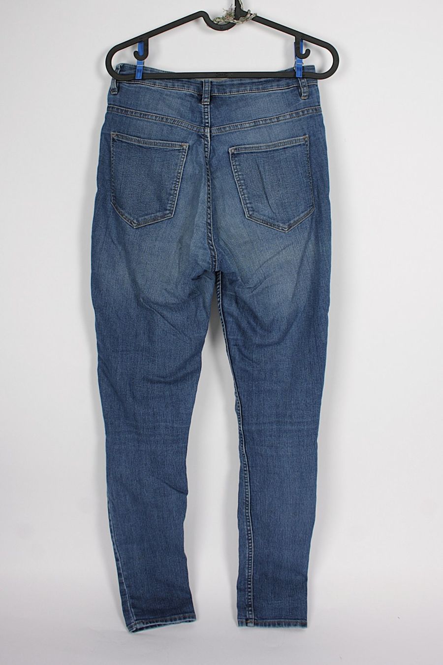H&M Jeans: H&M Jeans 38 – Gebraucht aus Zollikofen von Restwert_Zollikofen 1