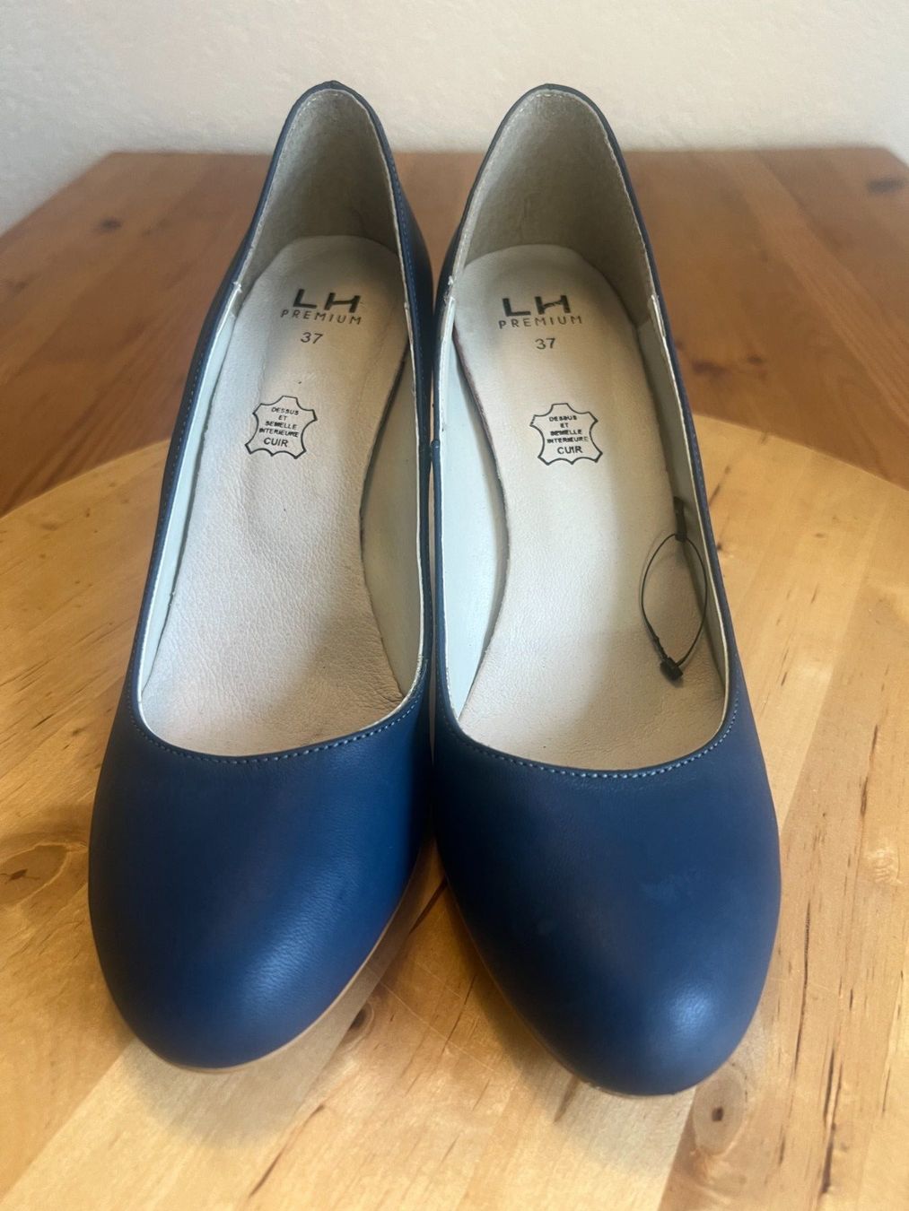 Chaussures femmes: PUMPS GR. 37 BLAU – Neuf (Voir description) à Schaffhausen par susiquatro01 1