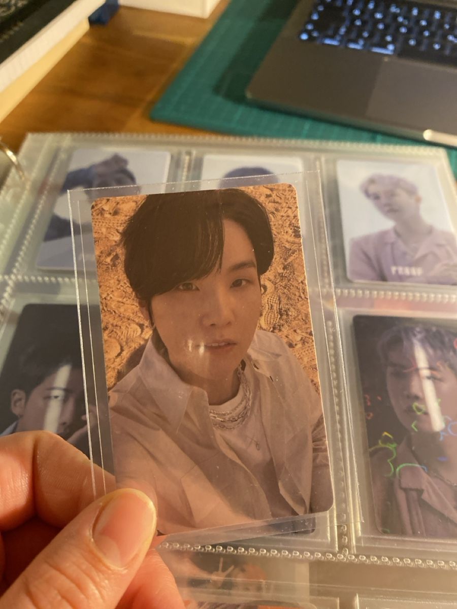 Carte collezionabili: BTS Proof Suga Weverse pob – Nuovo (secondo la descrizione) da Pieterlen venduto da Mondbuchzauber_rkive