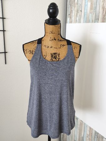 Sport Tank Top von H&M, Grösse S, Grau, neuwertig!