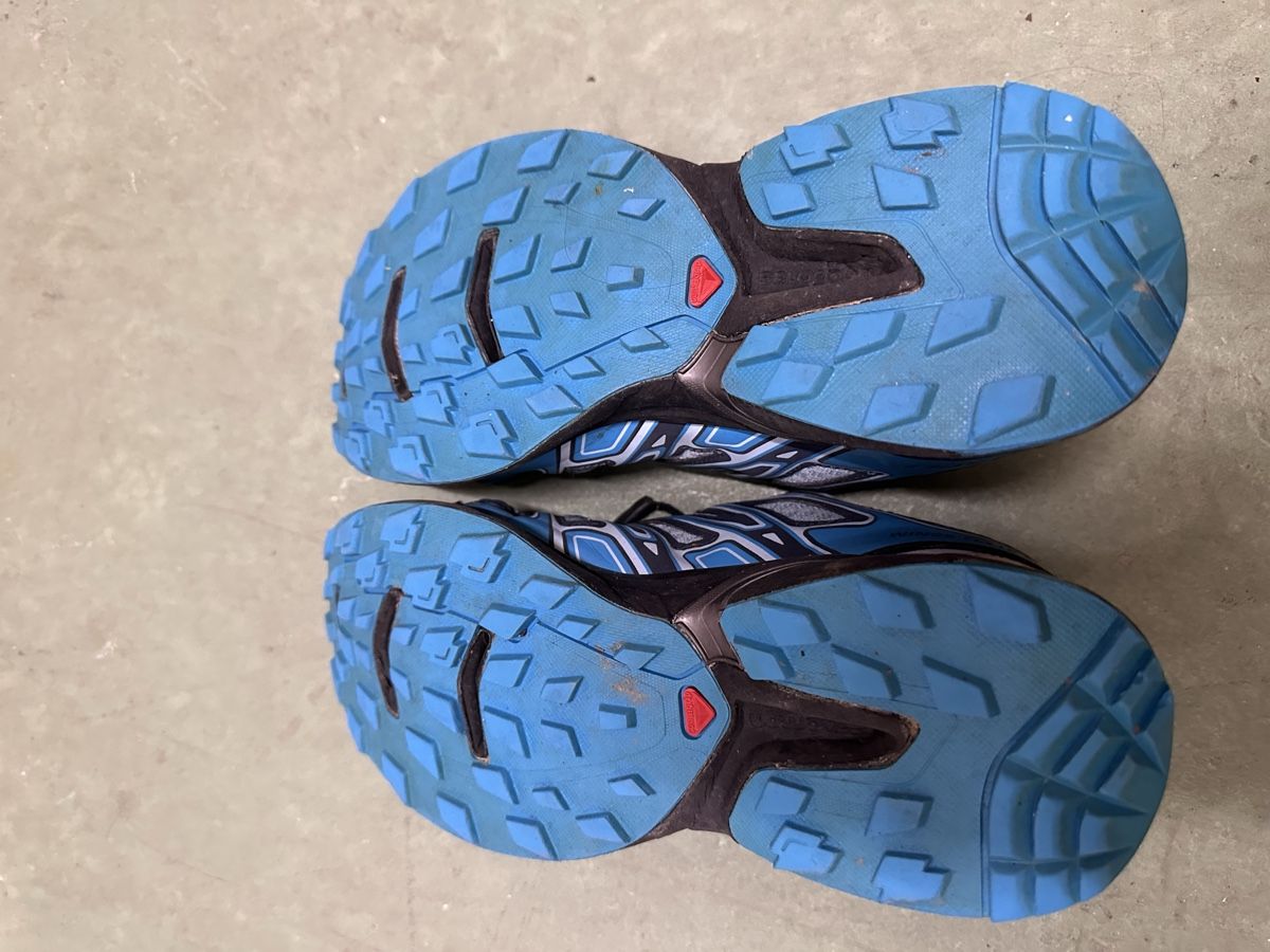 Salomon Scarpe da donna: Salomon Damen Gore-Tex 39.5 – Usato da Uetliburg SG venduto da Luckyeightone 1