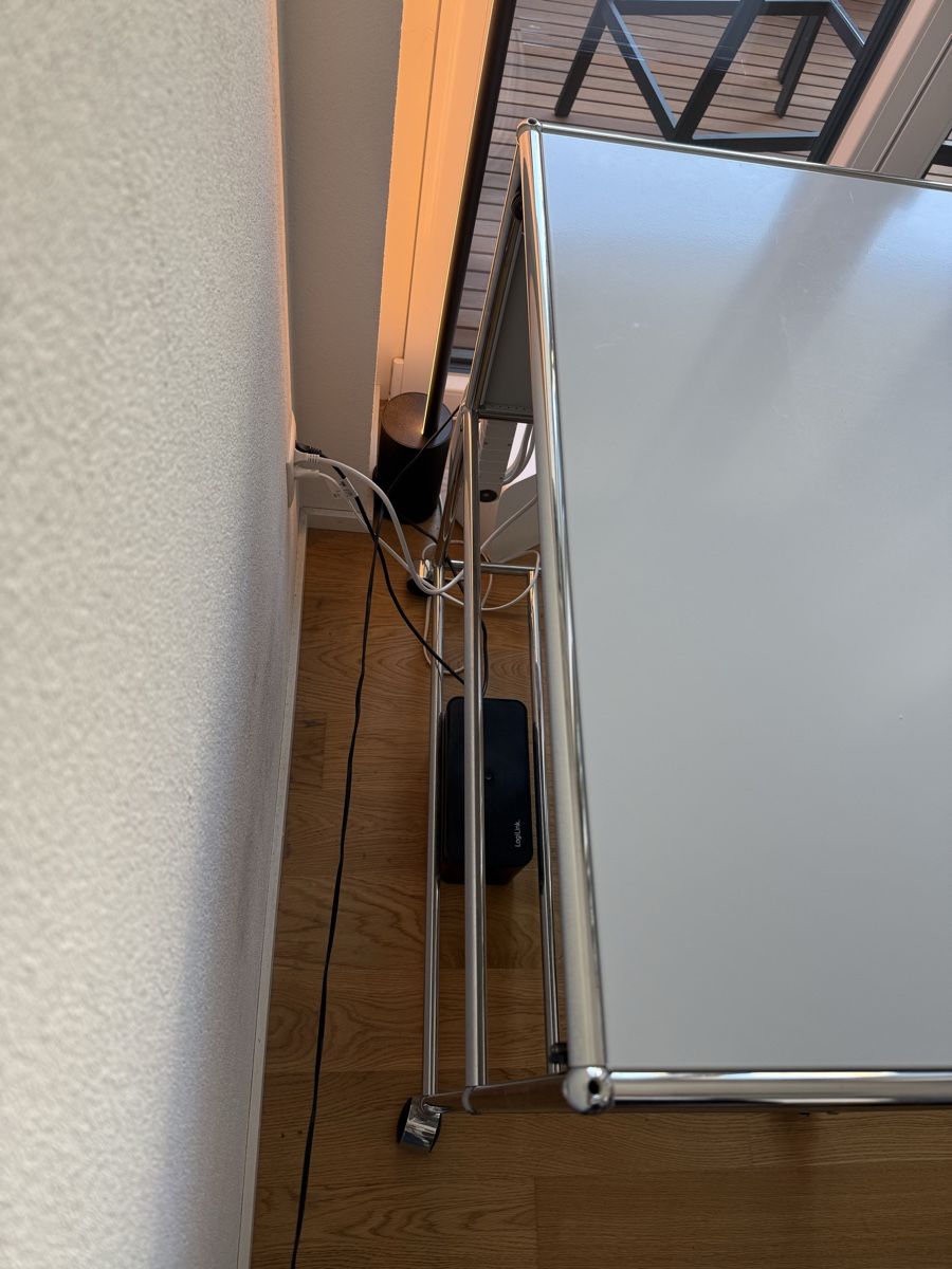 Bureaux: USM Schreibtisch – D'occasion à Bern par Ir_Ae 6