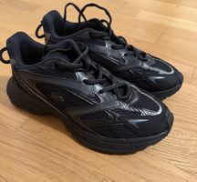 Lacoste Turnschuhe, Grösse 44, Schwarz, Neuwertig