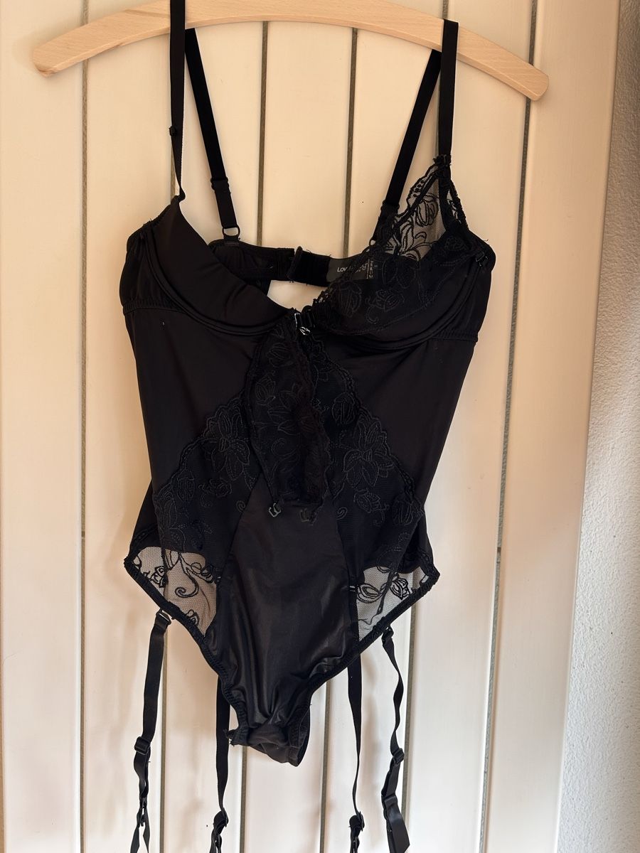Sonstige Unterwäsche: Body Lovehoney S – Gebraucht aus lausanne von Lilos77