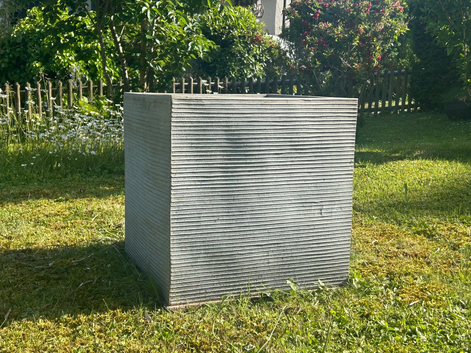 Pentole: Pflanzentrog 50x50x50cm – Usato da Rüschlikon venduto da Asino007